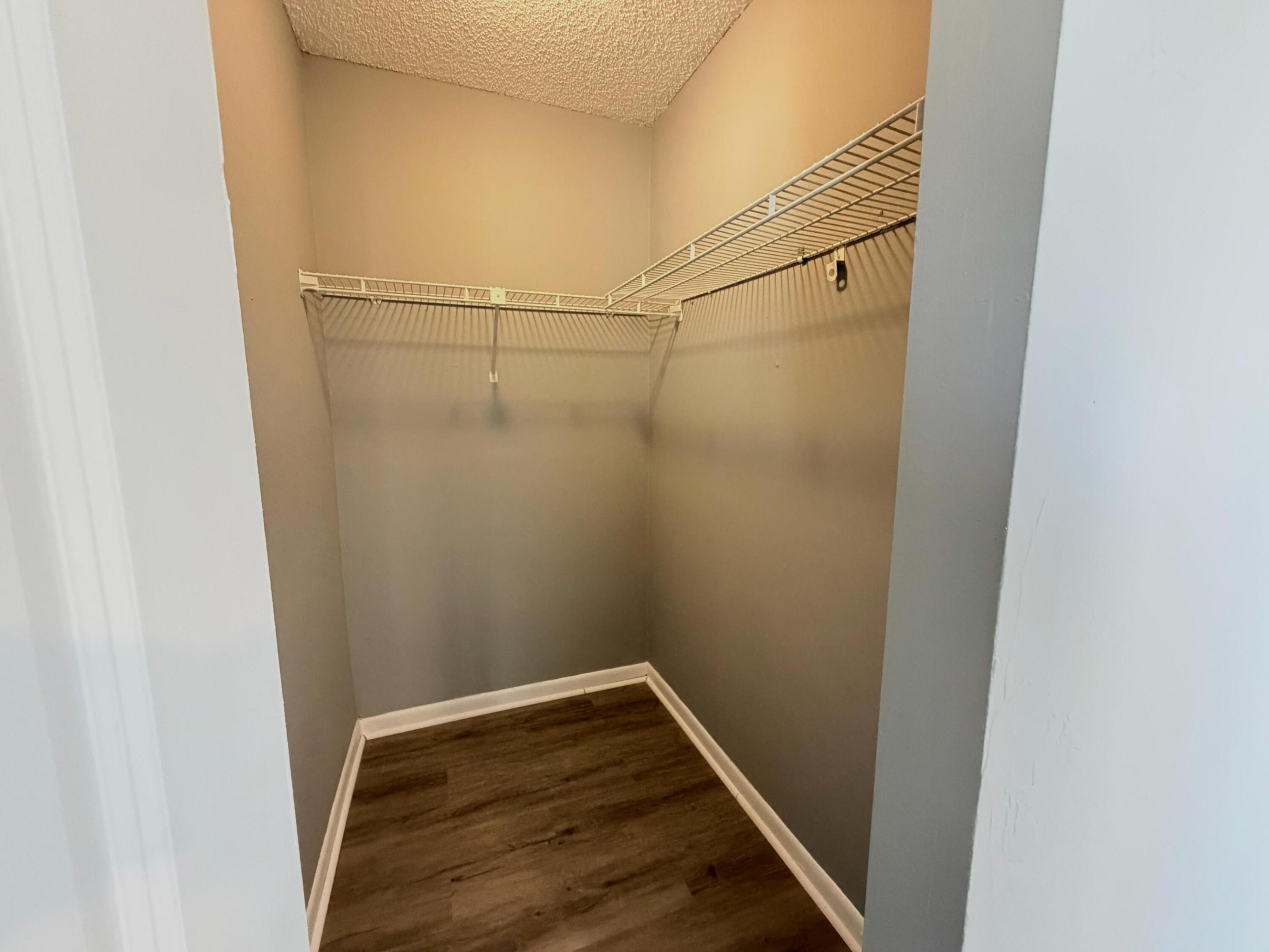 PINE RIDGE AT HAVERHILL C - Residential Lease