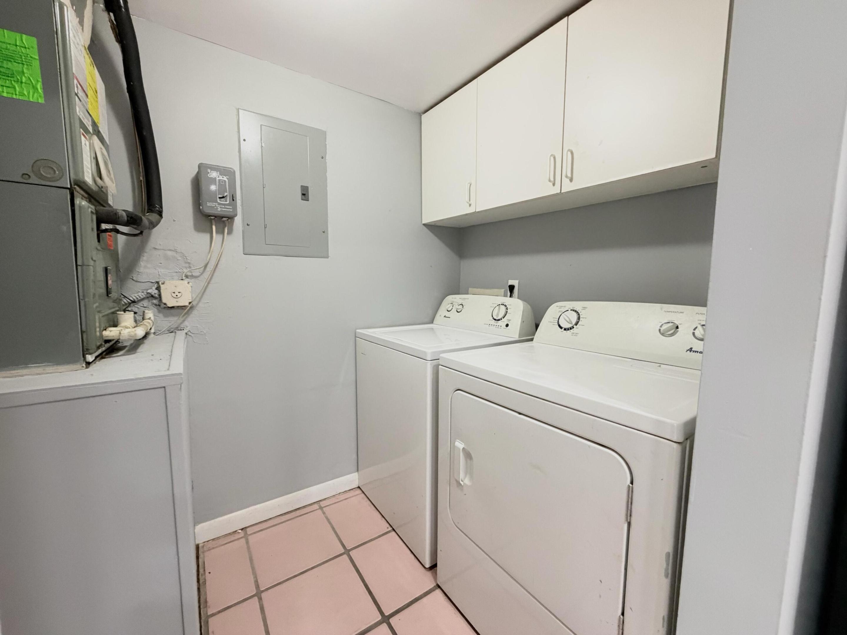 PINE RIDGE AT HAVERHILL C - Residential Lease