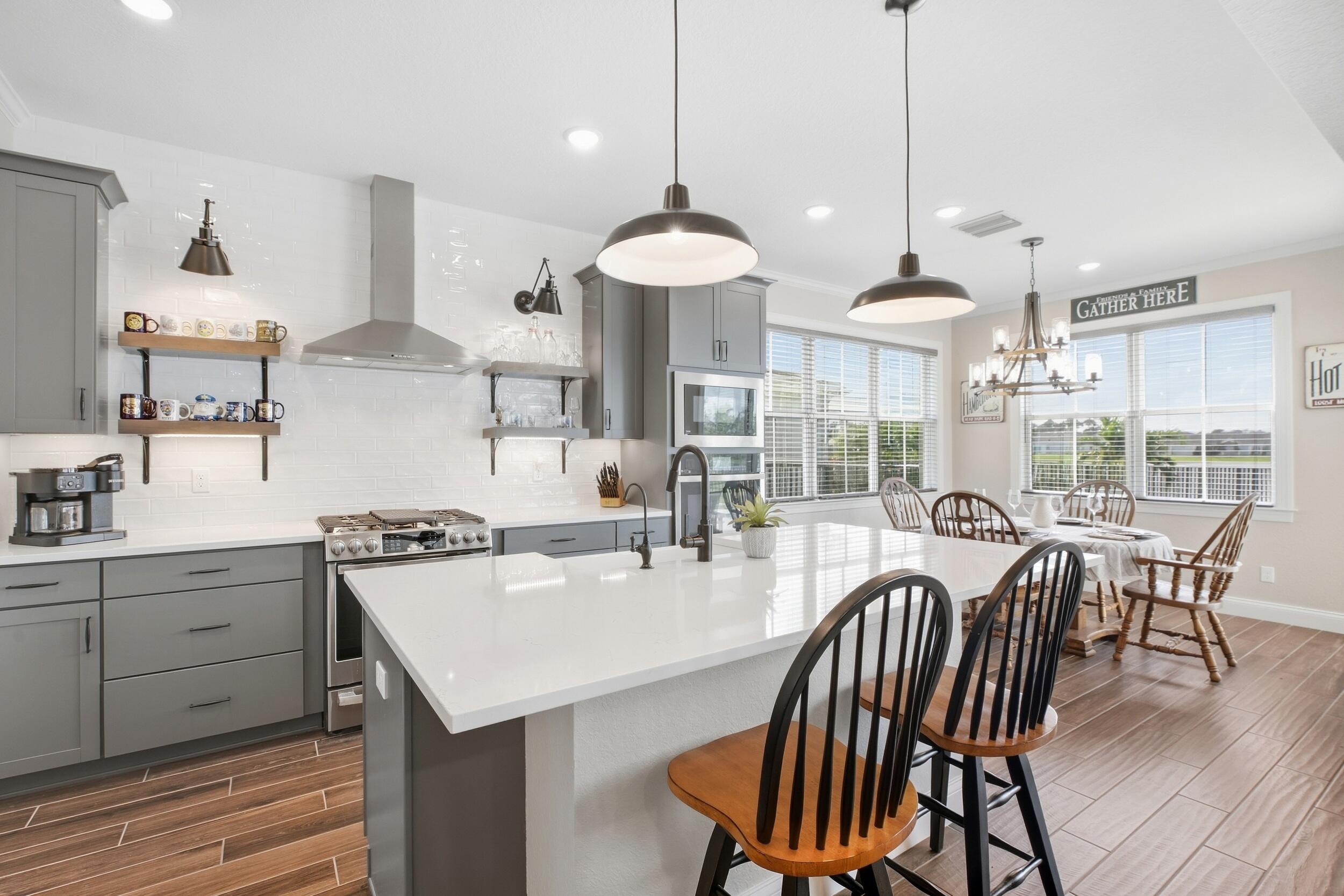 10170 NW Dreamweaver Road, Port St Lucie, FL, 34987/$699,999 4 10170 NW Dreamweaver Road