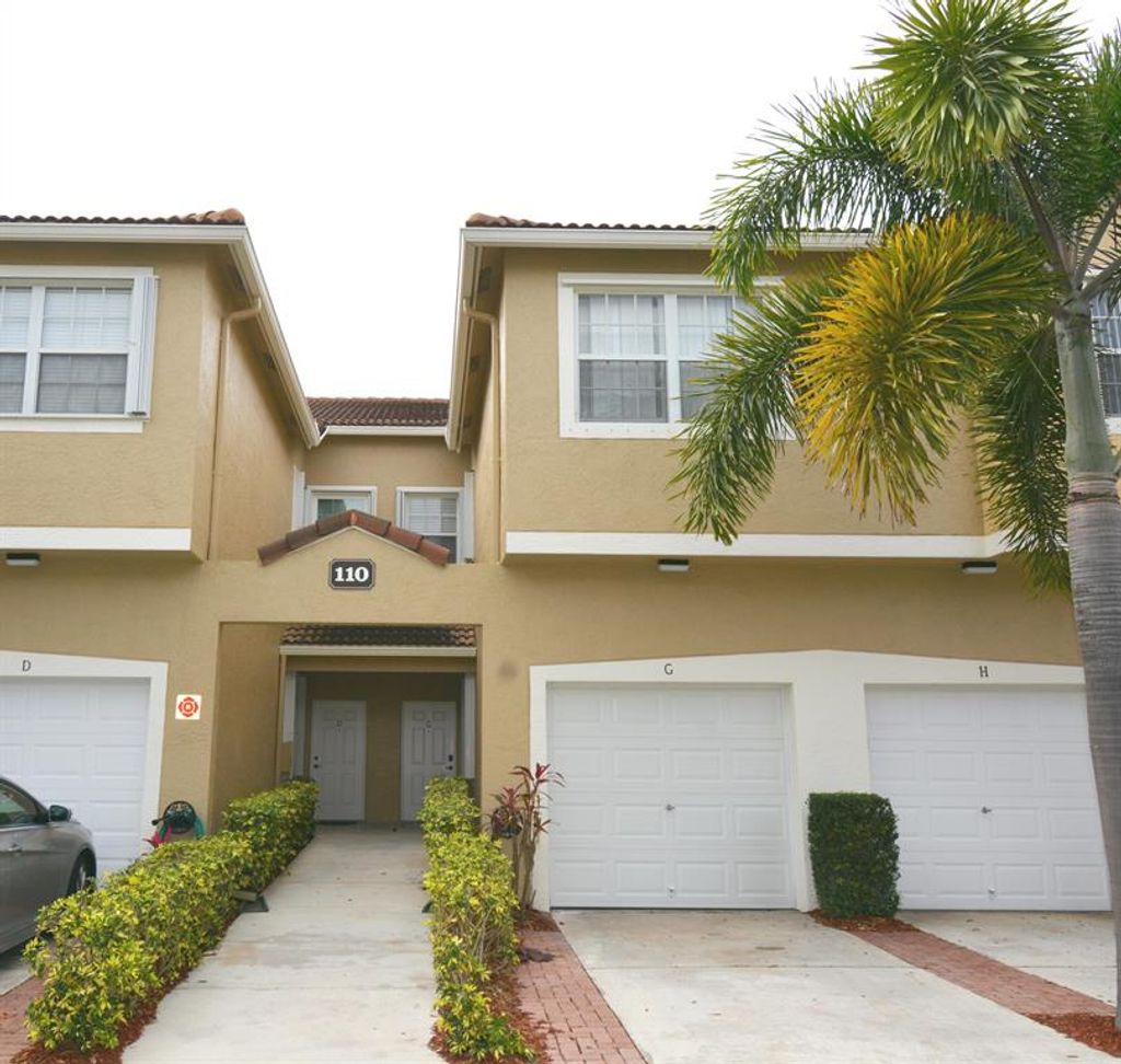 Photo of 110 Lighthouse Circle #G, Tequesta, FL 33469 (MLS # R10766199)