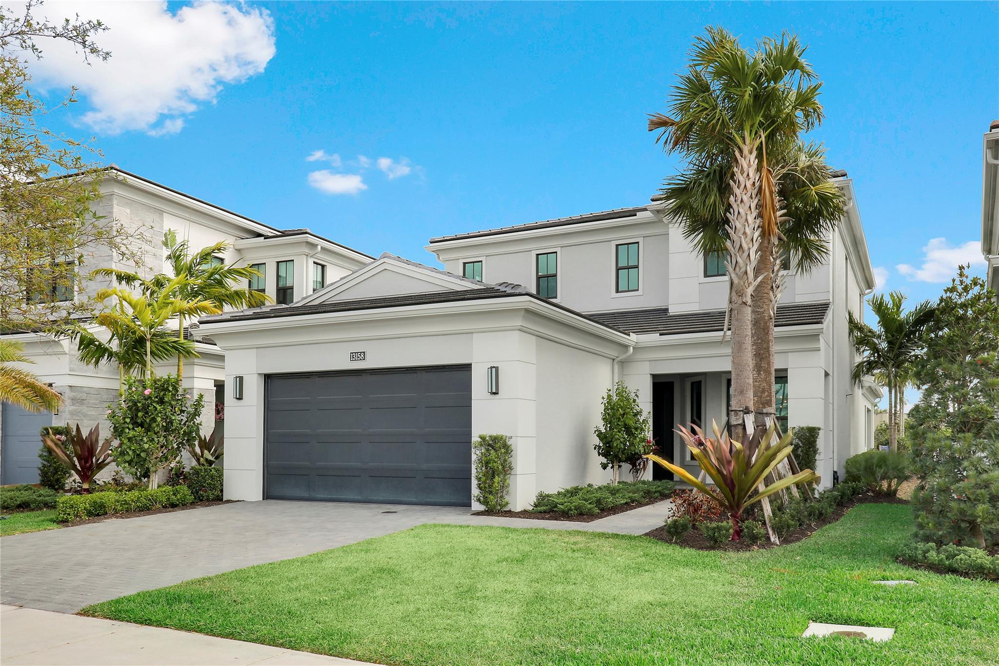 ARTISTRY - Residential