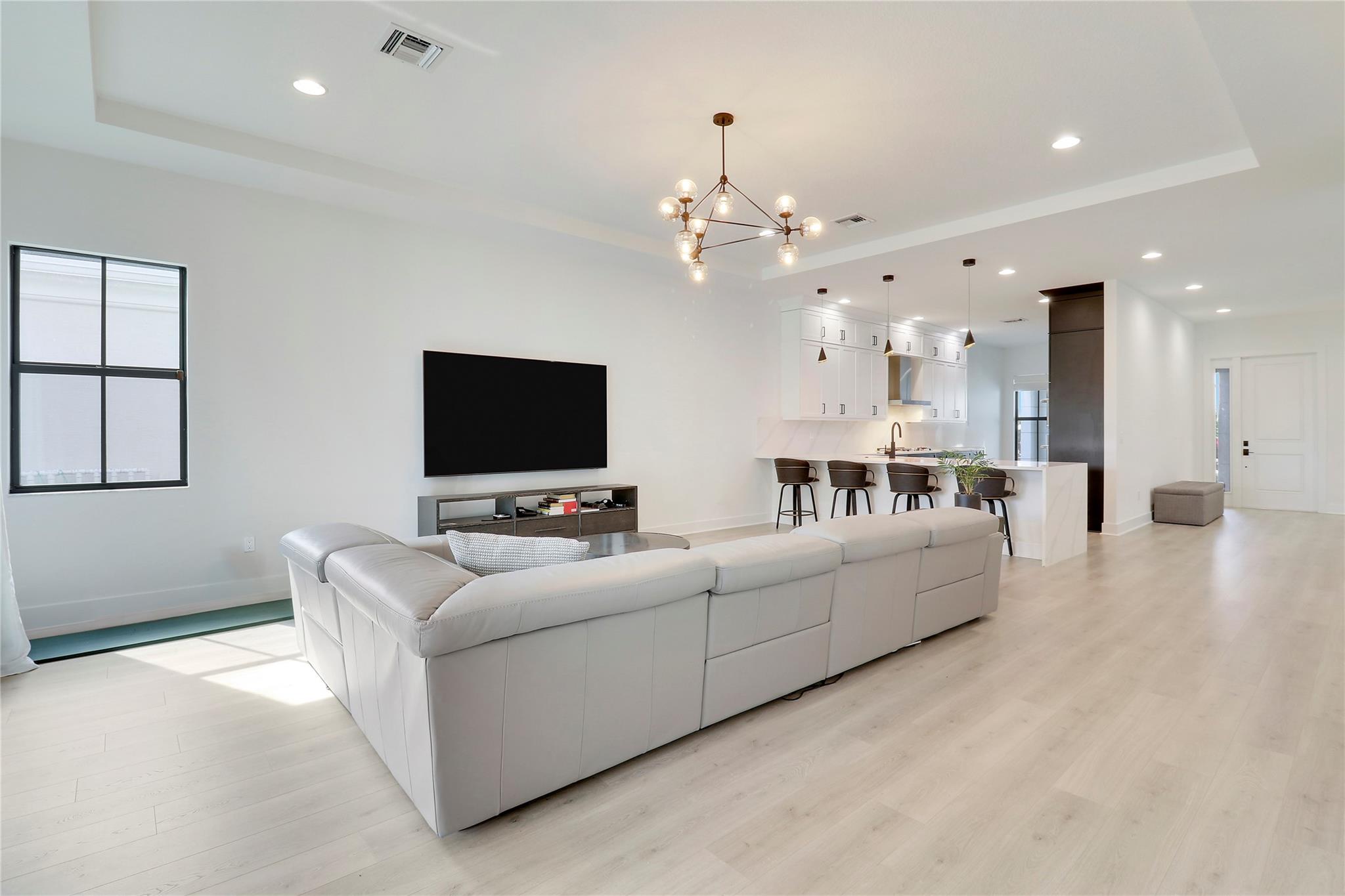 ARTISTRY - Residential