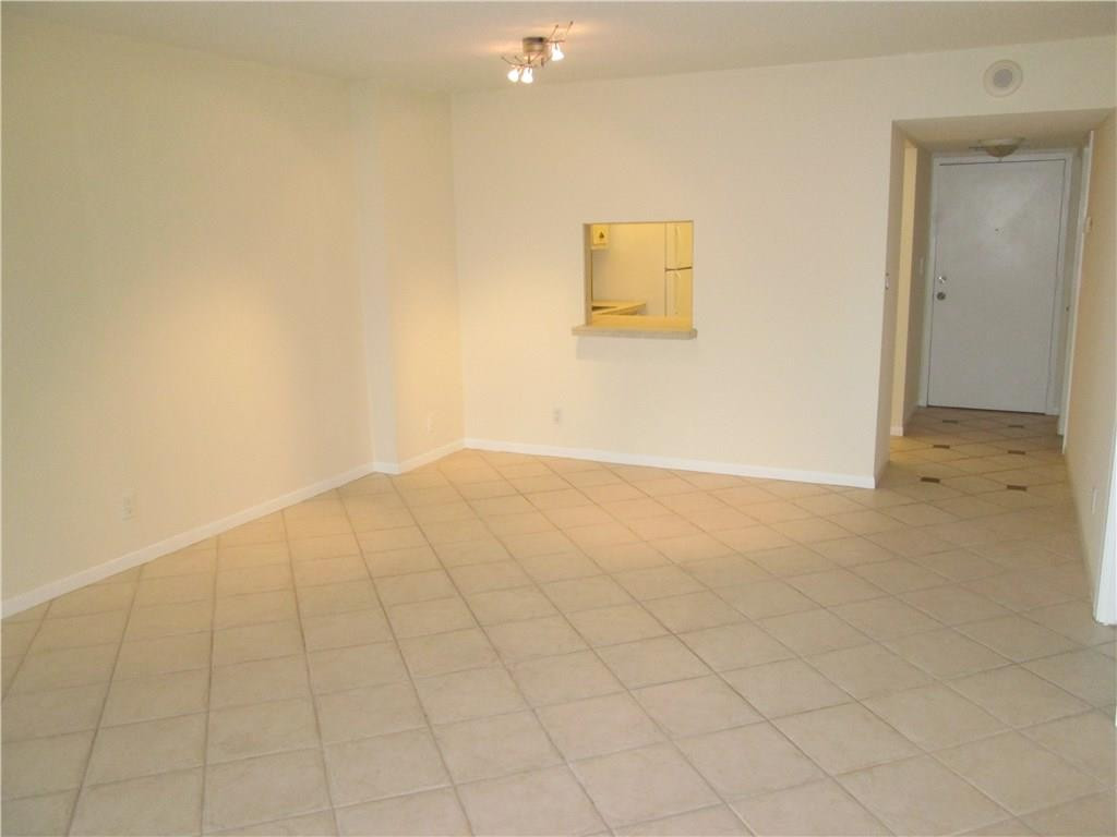 DRAKE TOWER CONDO - Residential