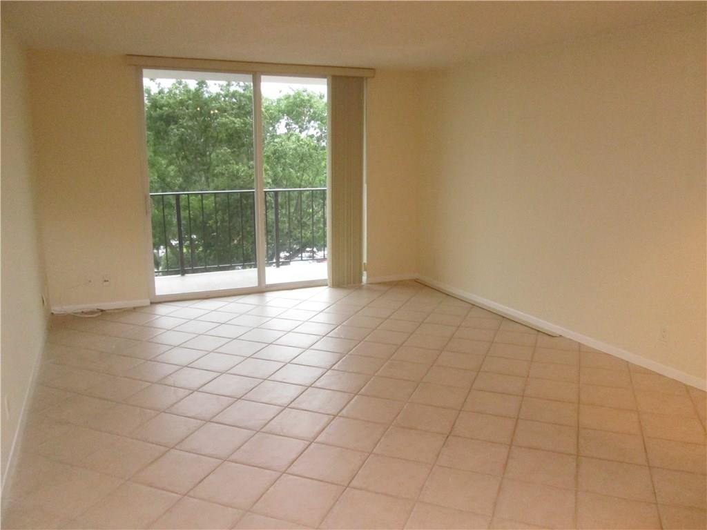 DRAKE TOWER CONDO - Residential