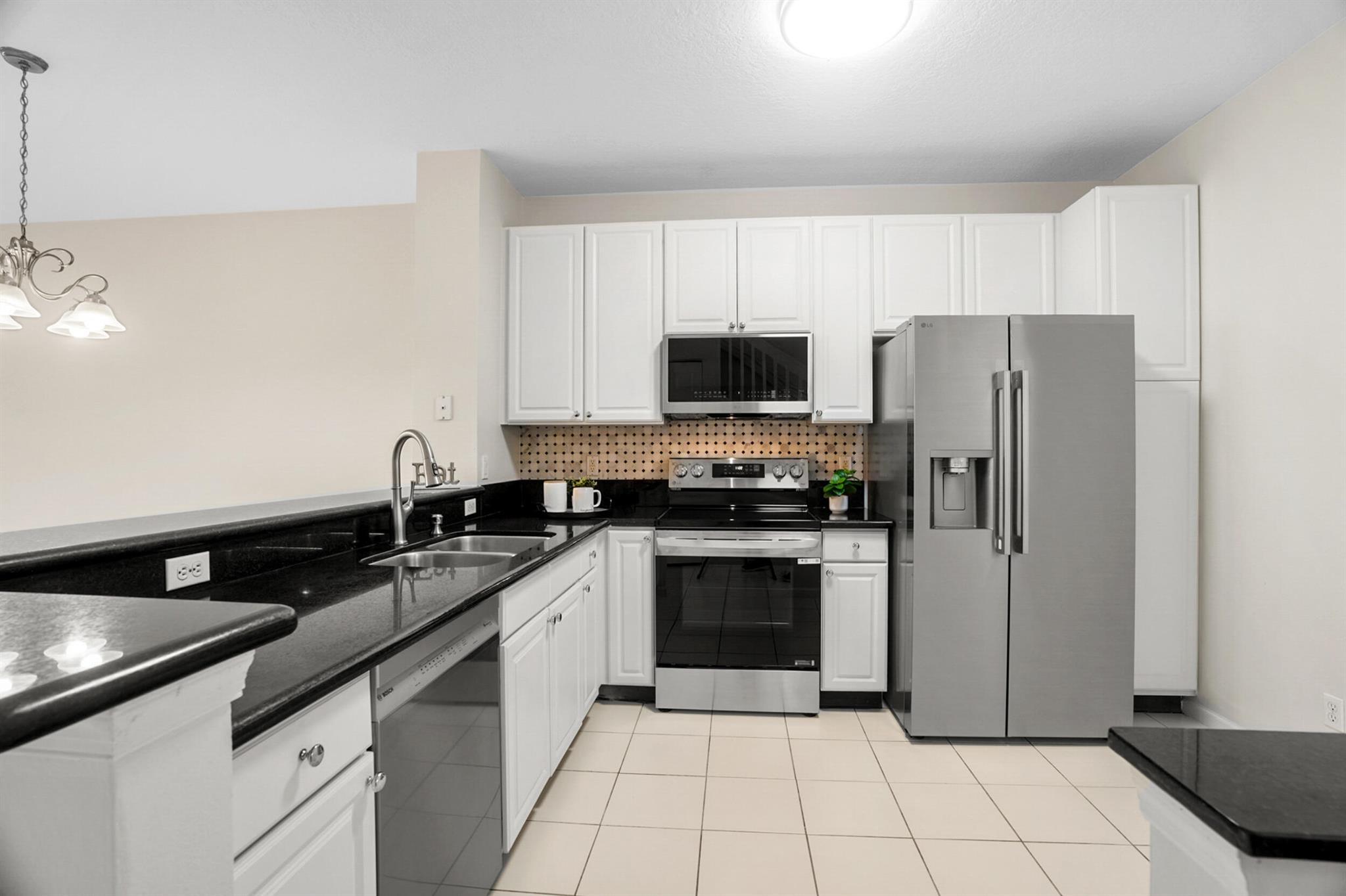 MELROSE PUD VERONA LAKES - Residential Lease