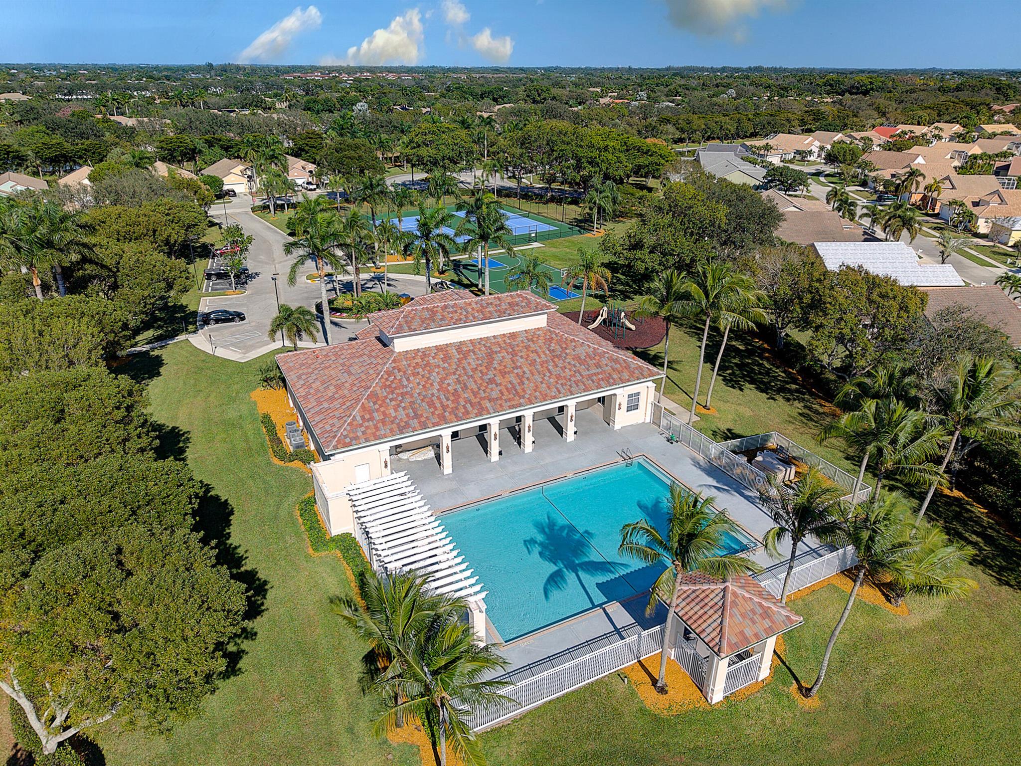 MELROSE PUD VERONA LAKES - Residential Lease