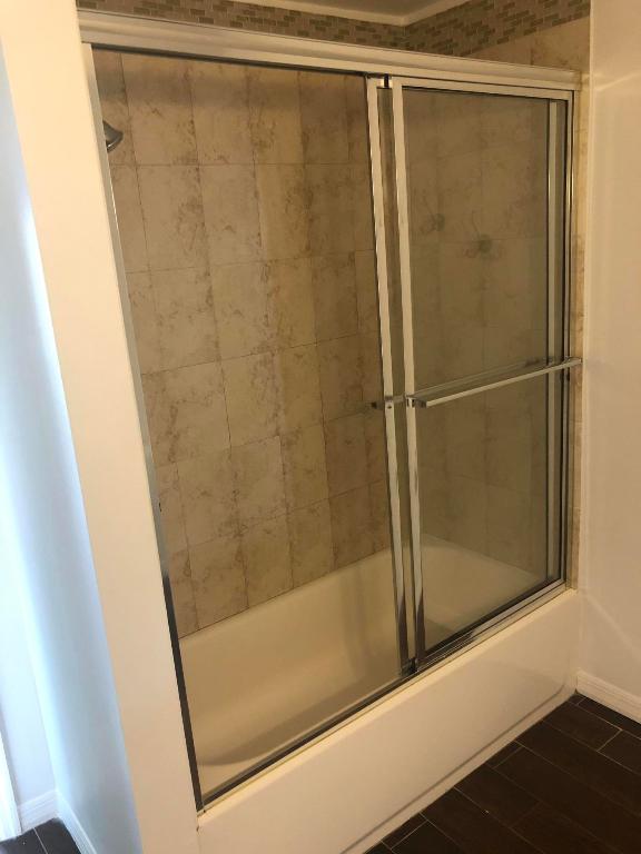 RACQUET CLUB OF DEERCREEK - Residential Lease