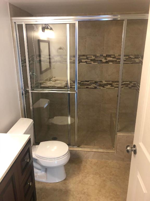 RACQUET CLUB OF DEERCREEK - Residential Lease