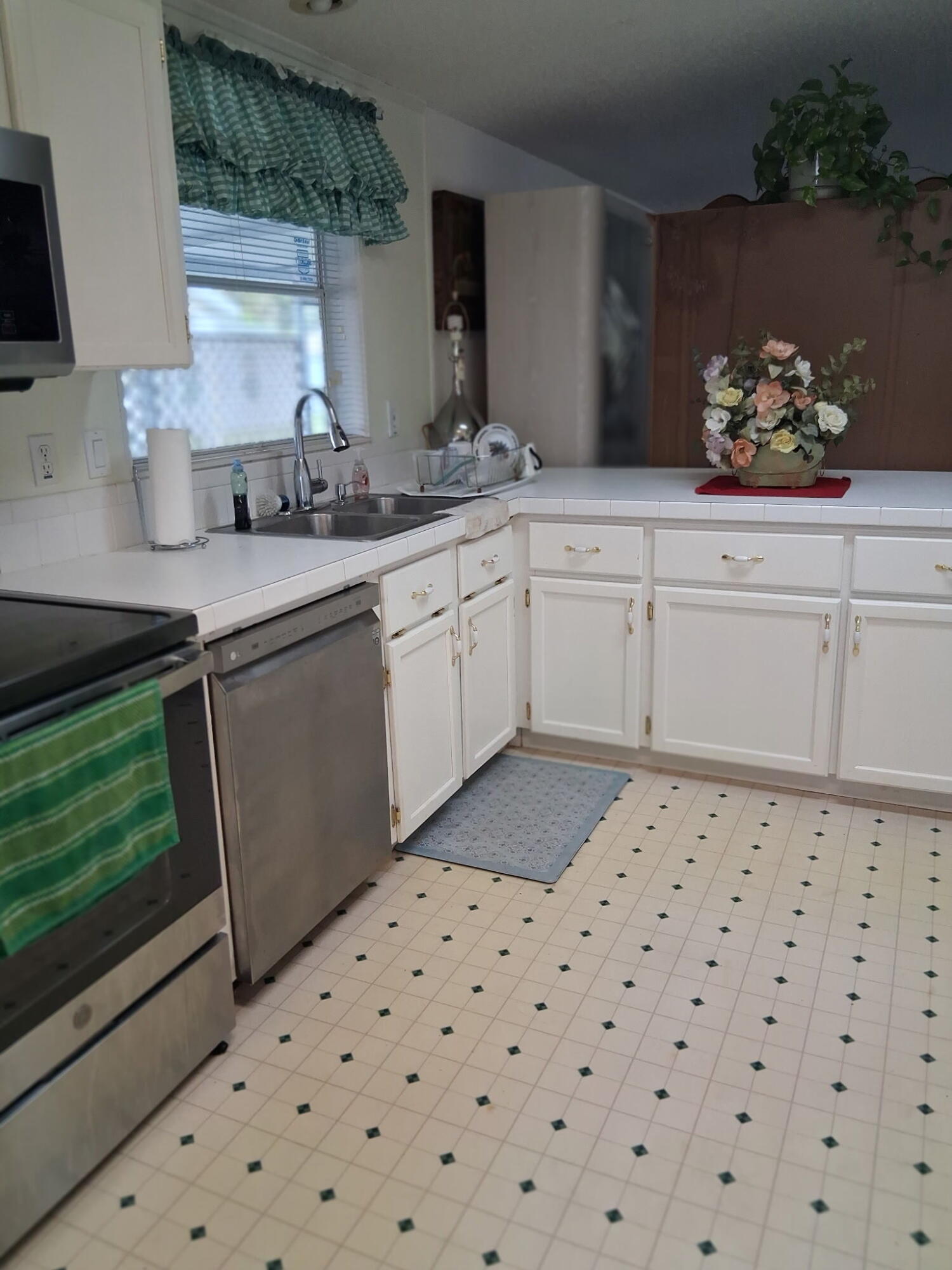 2555 Pga Boulevard 413