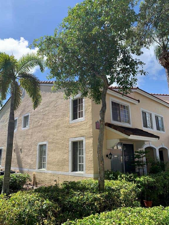 Photo of 1727 Village Boulevard Blvd #101, West Palm Beach, FL 33409 (MLS # R10830754)