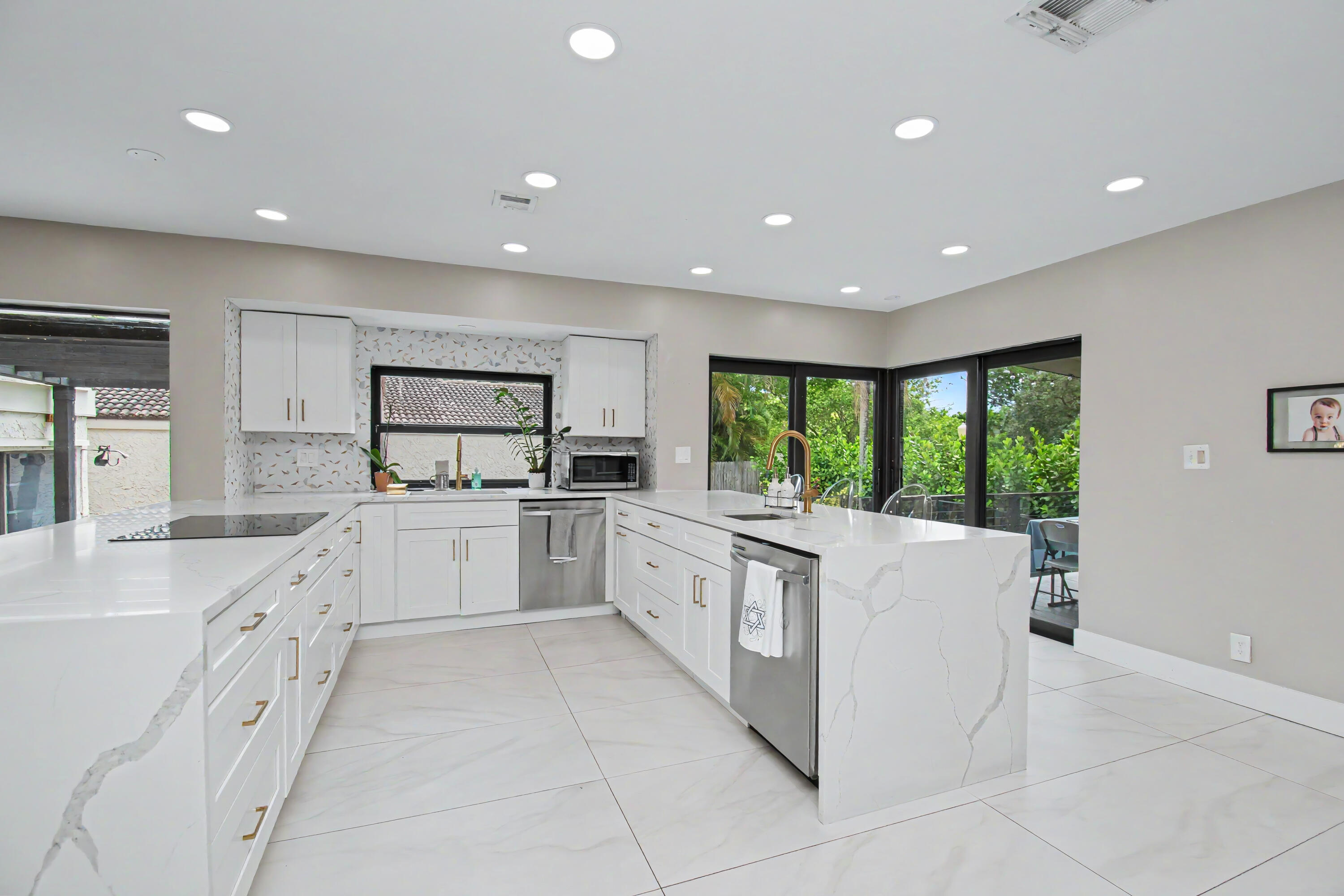VISTA VERDE SEC 1 - Residential