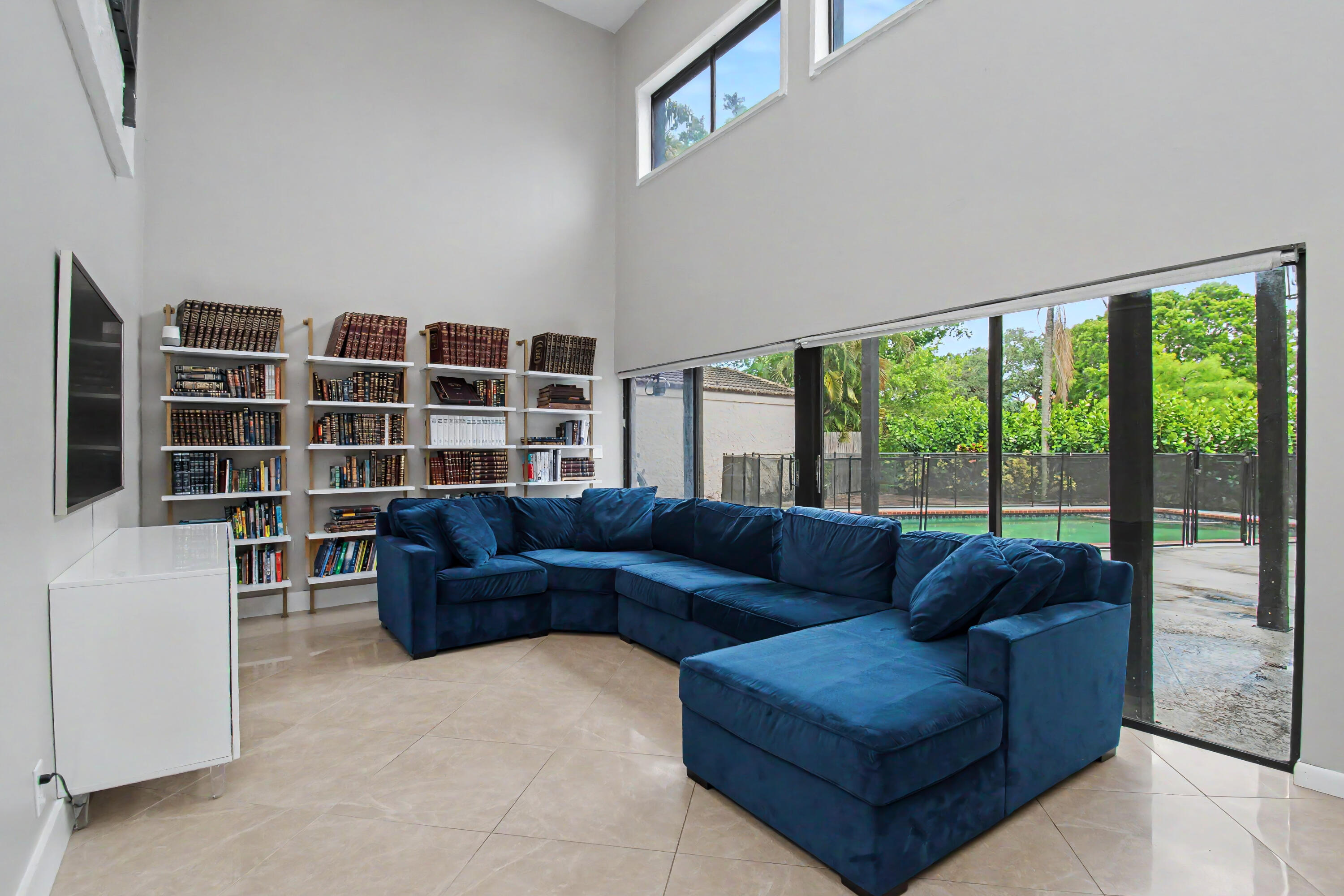 VISTA VERDE SEC 1 - Residential