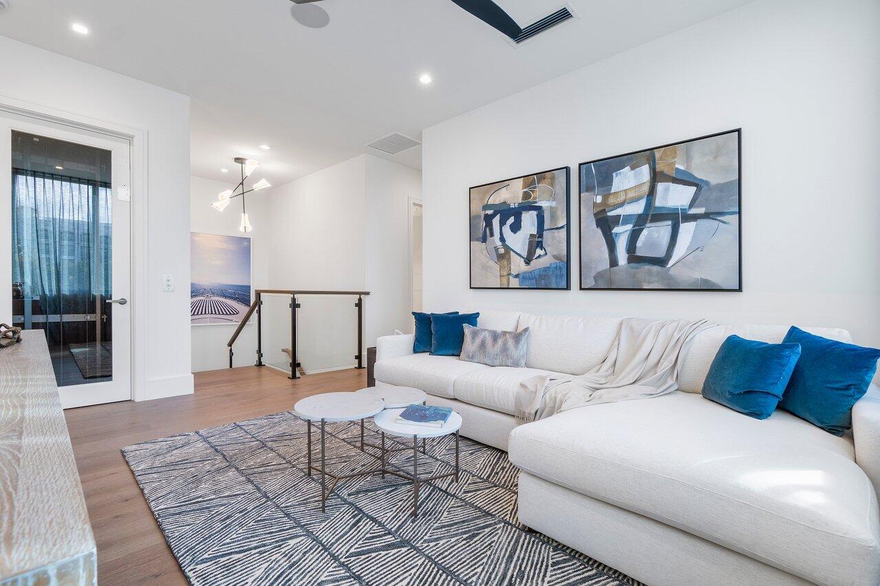 BOCA RATON RIVIERA UNIT B IN - Residential