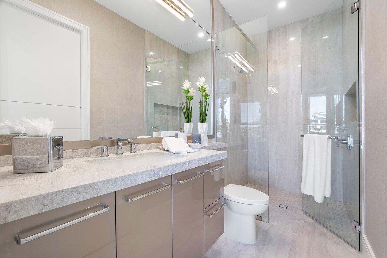 BOCA RATON RIVIERA UNIT B IN - Residential