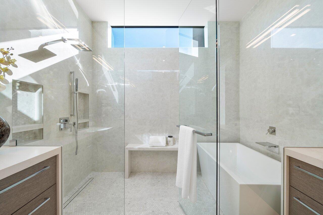 BOCA RATON RIVIERA UNIT B IN - Residential