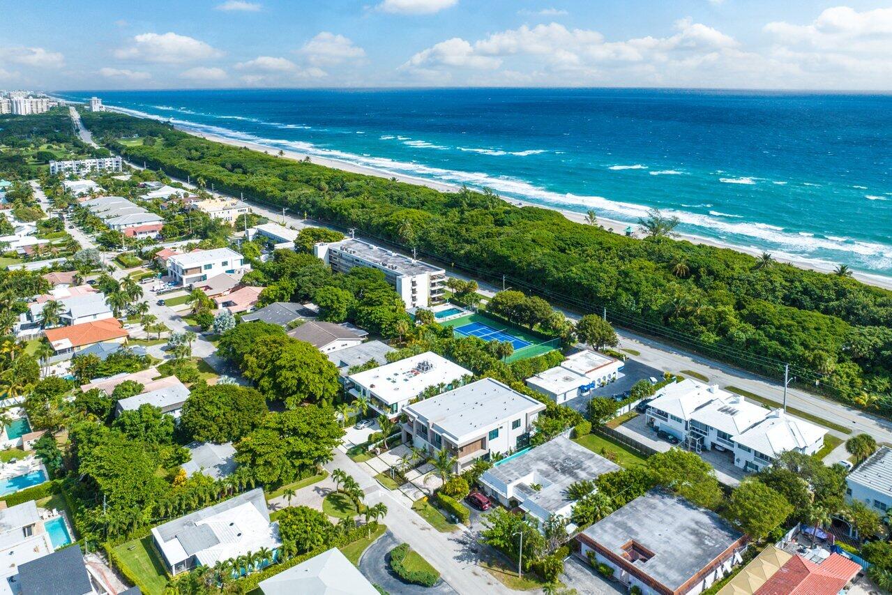 BOCA RATON RIVIERA UNIT B IN - Residential