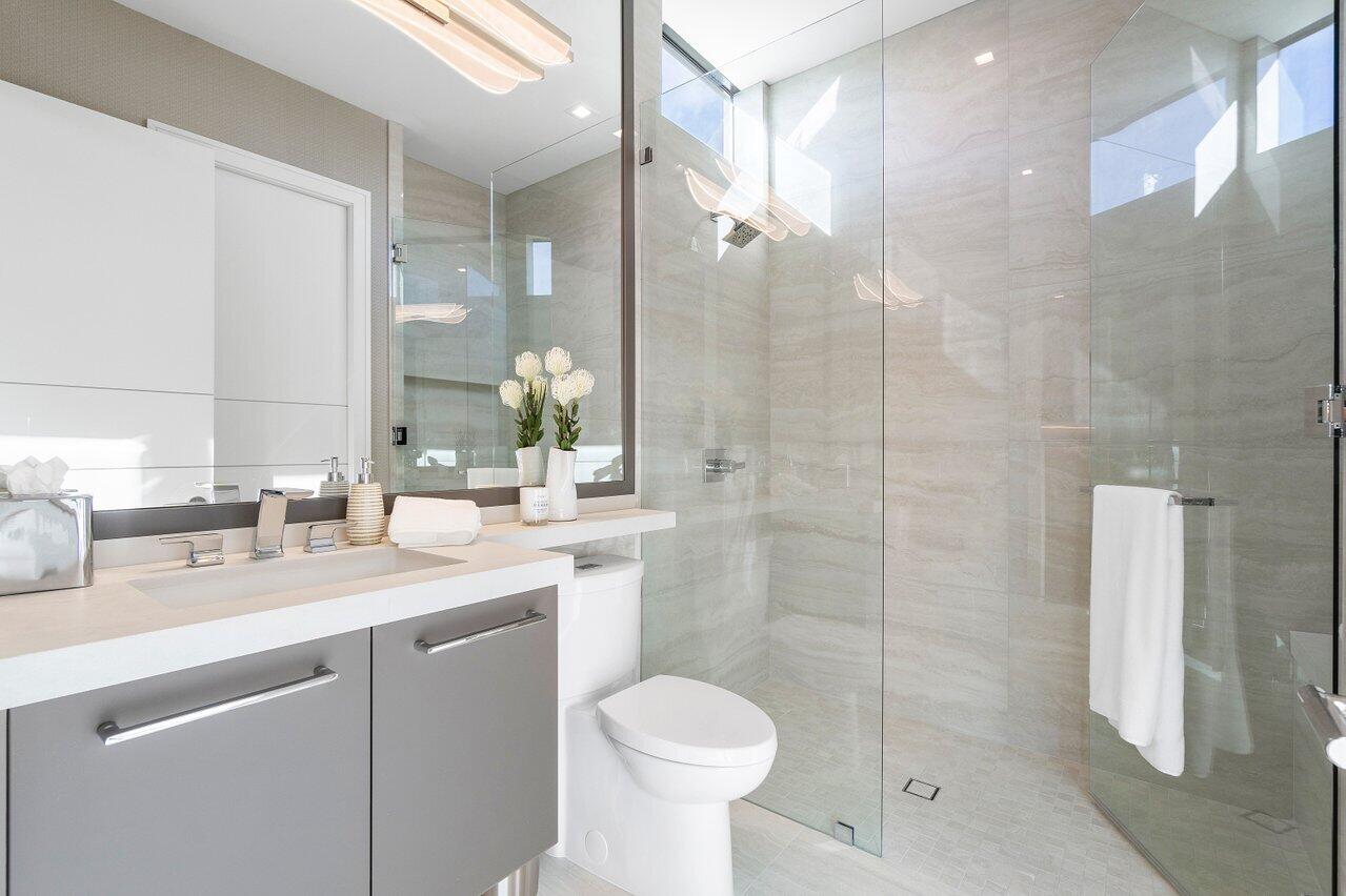 BOCA RATON RIVIERA UNIT B IN - Residential