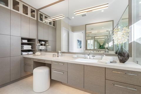 Tiny photo for 130 NE Wavecrest Way, Boca Raton, FL 33432 (MLS # R11168927)