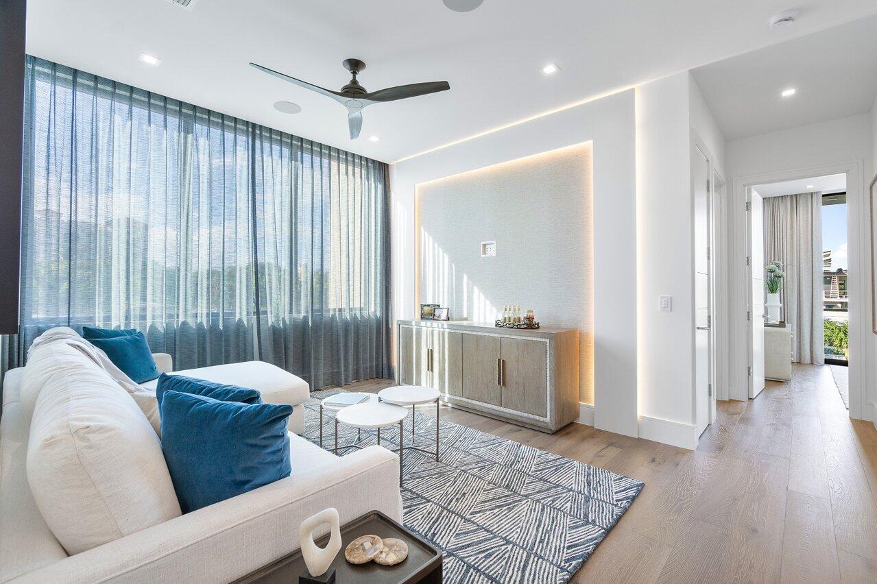 BOCA RATON RIVIERA UNIT B IN - Residential