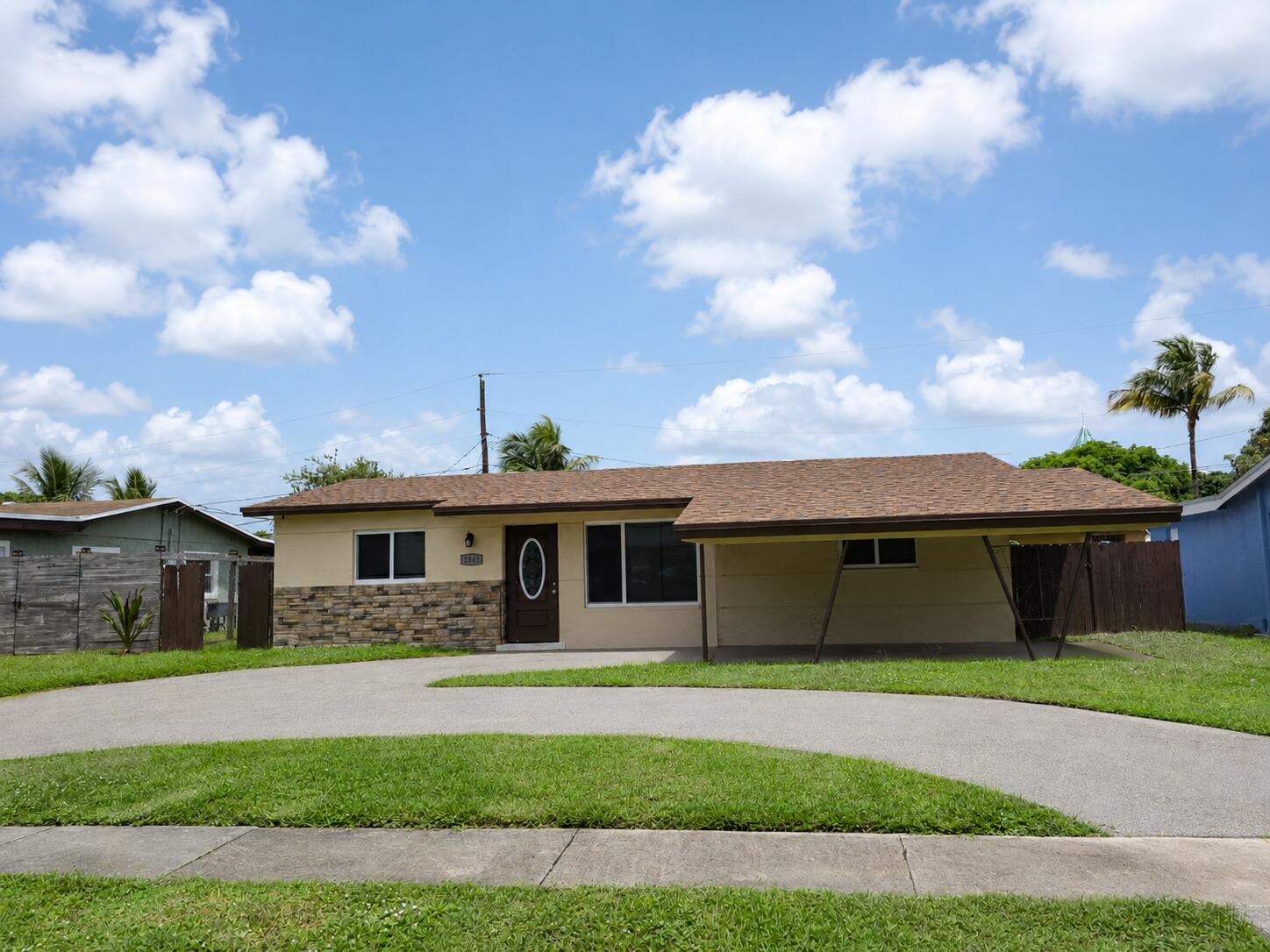 2341 NW 11th Court