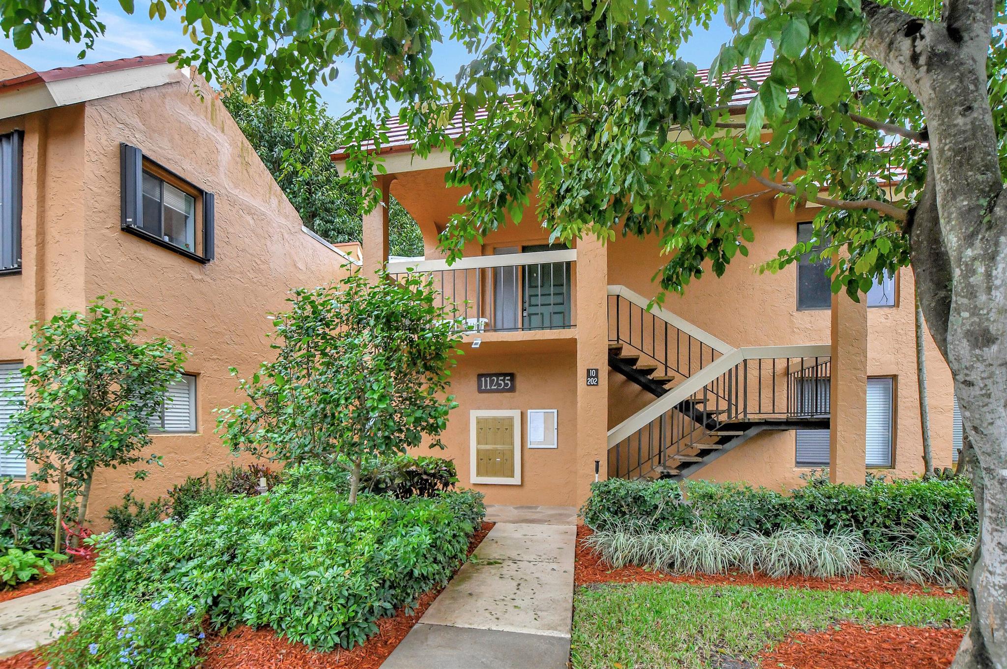 11255 Green Lake Drive 202
