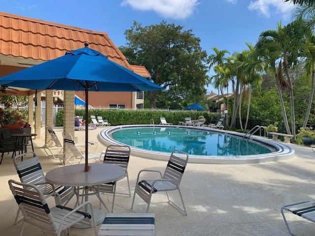 MANOR GROVE VILLAGE TWO C - Residential Lease
