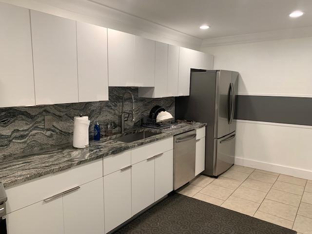 MANOR GROVE VILLAGE TWO C - Residential Lease
