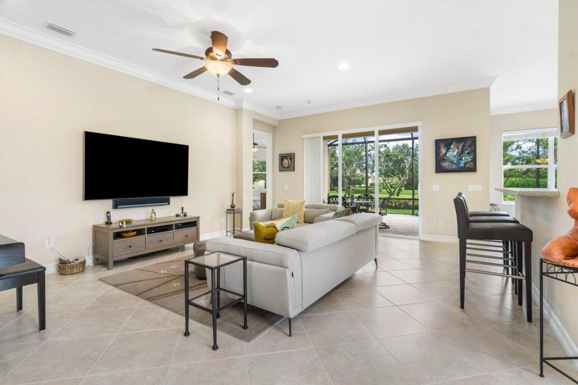 Valencia Reserve - Residential