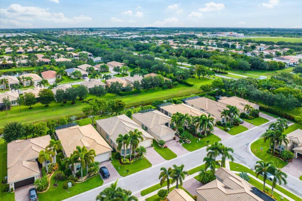 Valencia Reserve - Residential