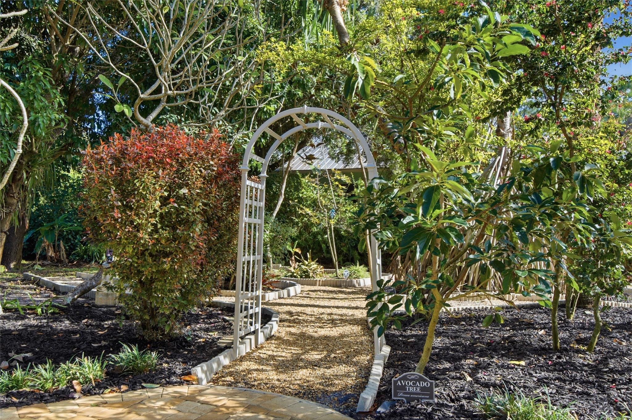 Beau Rivage - Residential