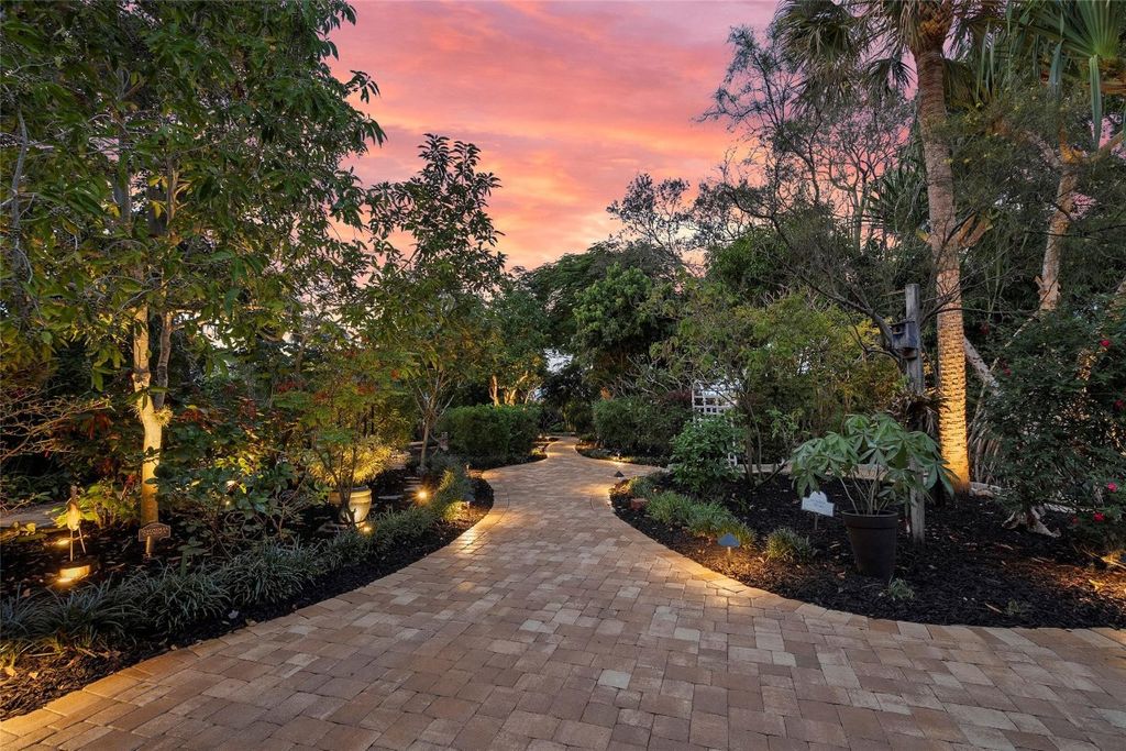 Photo of 2727 NW Florida Avenue, Stuart, FL 34994 (MLS # F10542127)