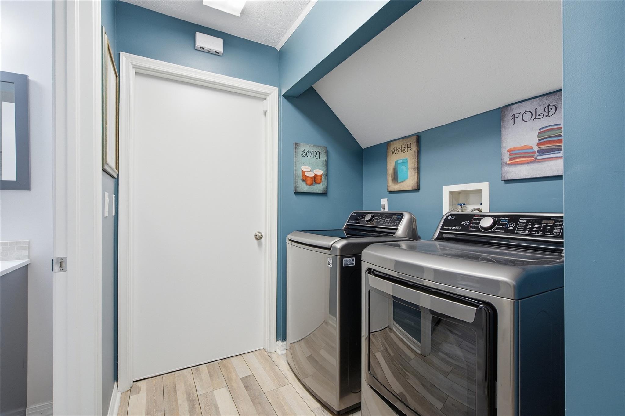 Beau Rivage - Residential