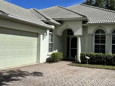 Single Family Residence in Jensen Beach FL 3679 Royal Oak Drive Dr.jpg