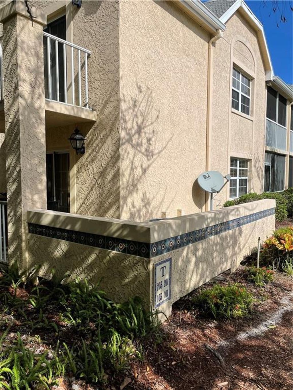 Photo of 1604 SE Green Acres Cir #201, Port Saint Lucie, FL 34952 (MLS # F10309223)