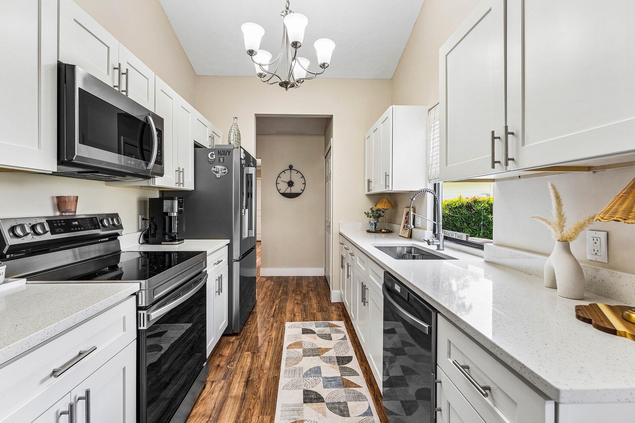 EAGLEWOOD - Residential