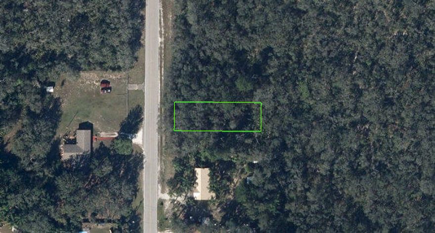MOTIVATED SELLER!
GREAT PIECE OF PROPERTY TO BUILD YOUR DREAM HOME IN SEBRING. NEIGHBORHOOD IS DEVELOPED. VACANT LOT LOCATED IN A WELL ESTABLISHED NEIGHBRHOOD OF SEBRING.
