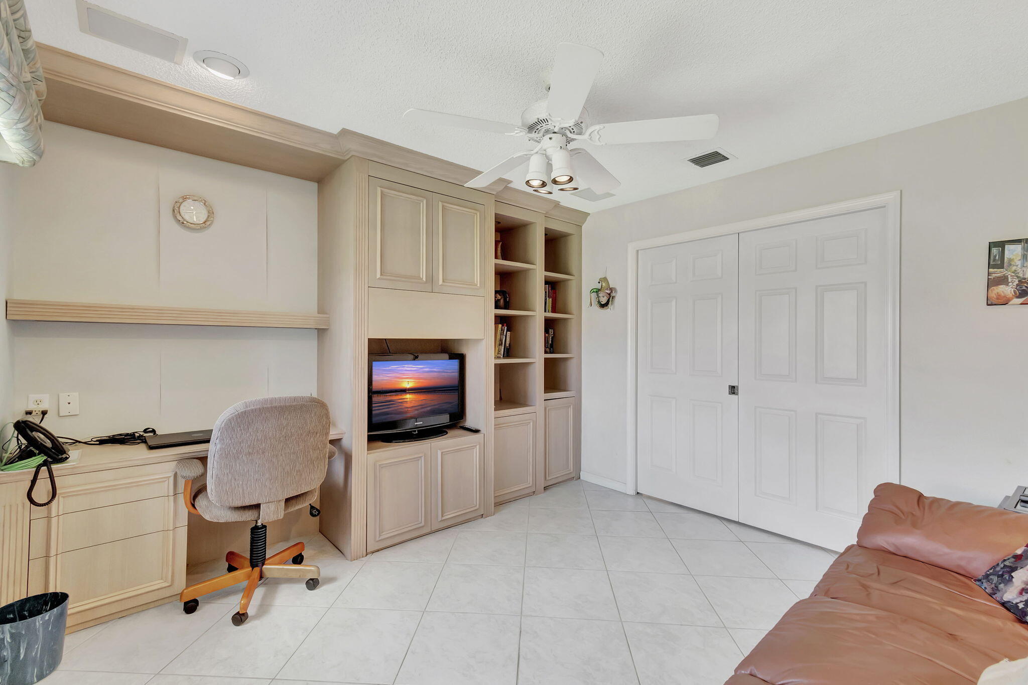 PALM ISLES - Residential