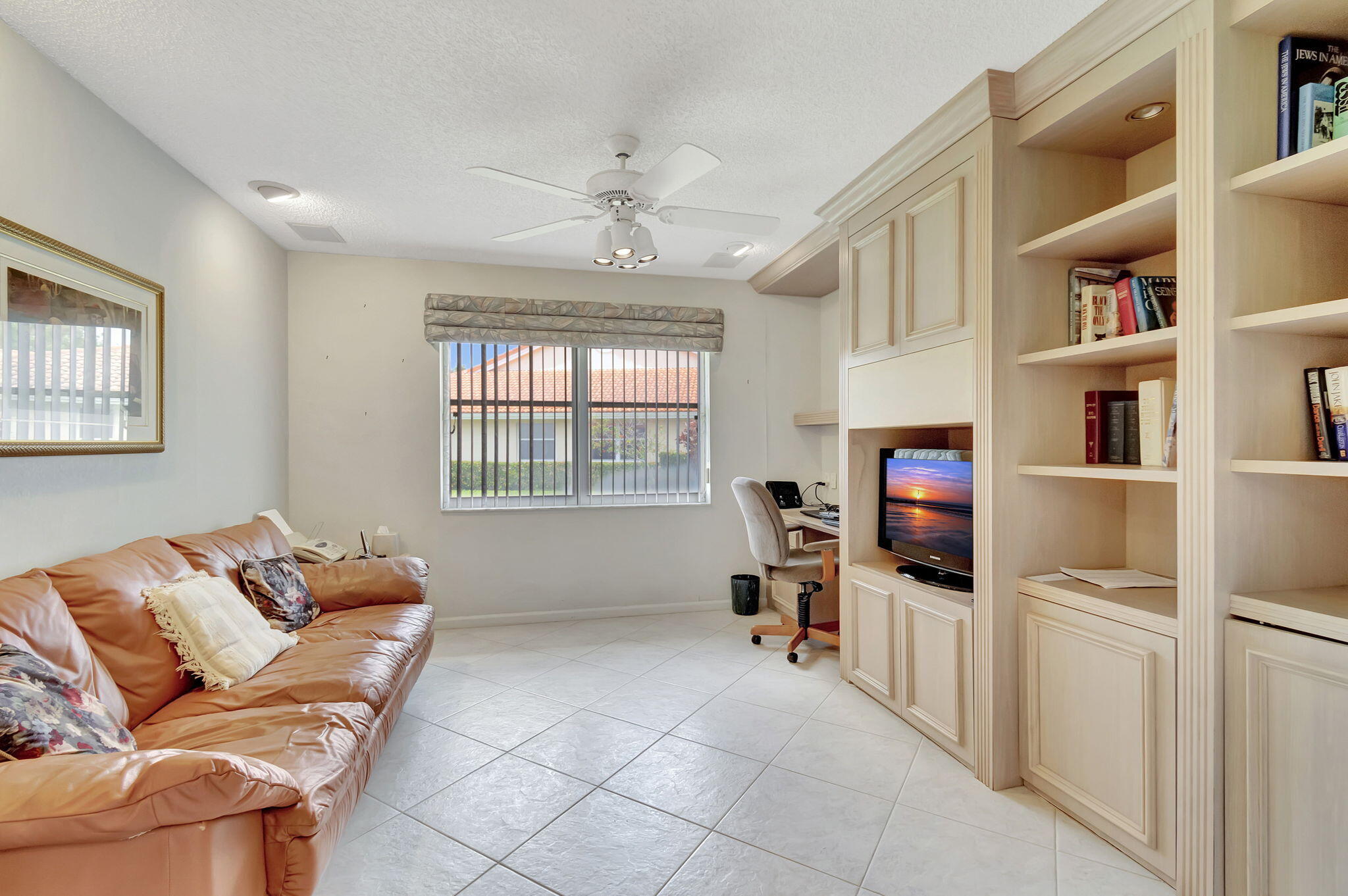 PALM ISLES - Residential