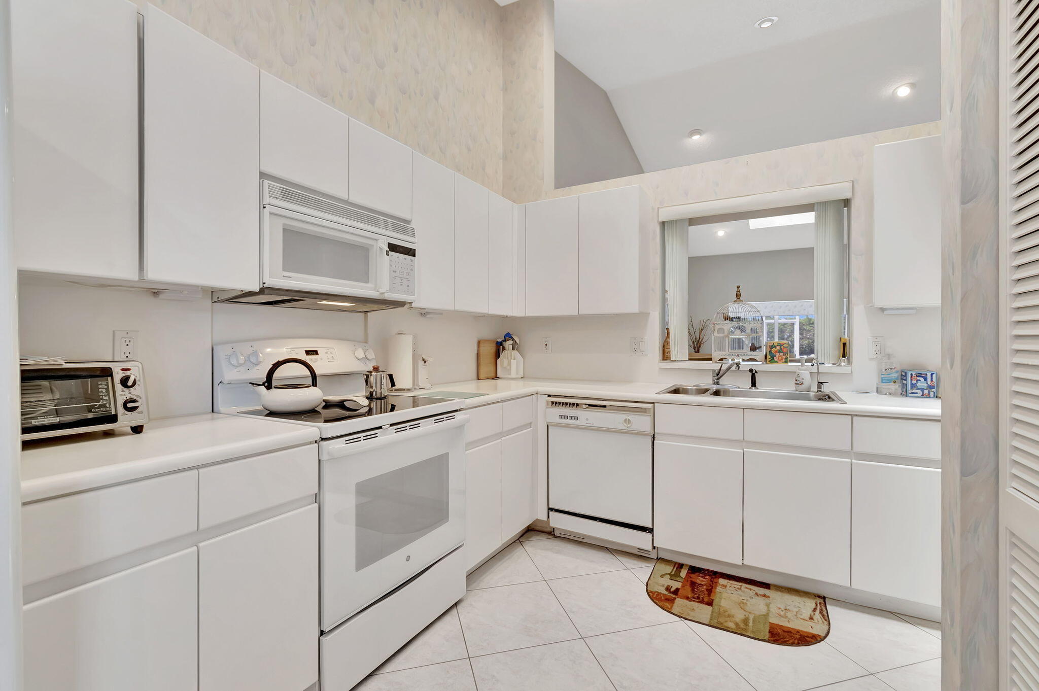PALM ISLES - Residential
