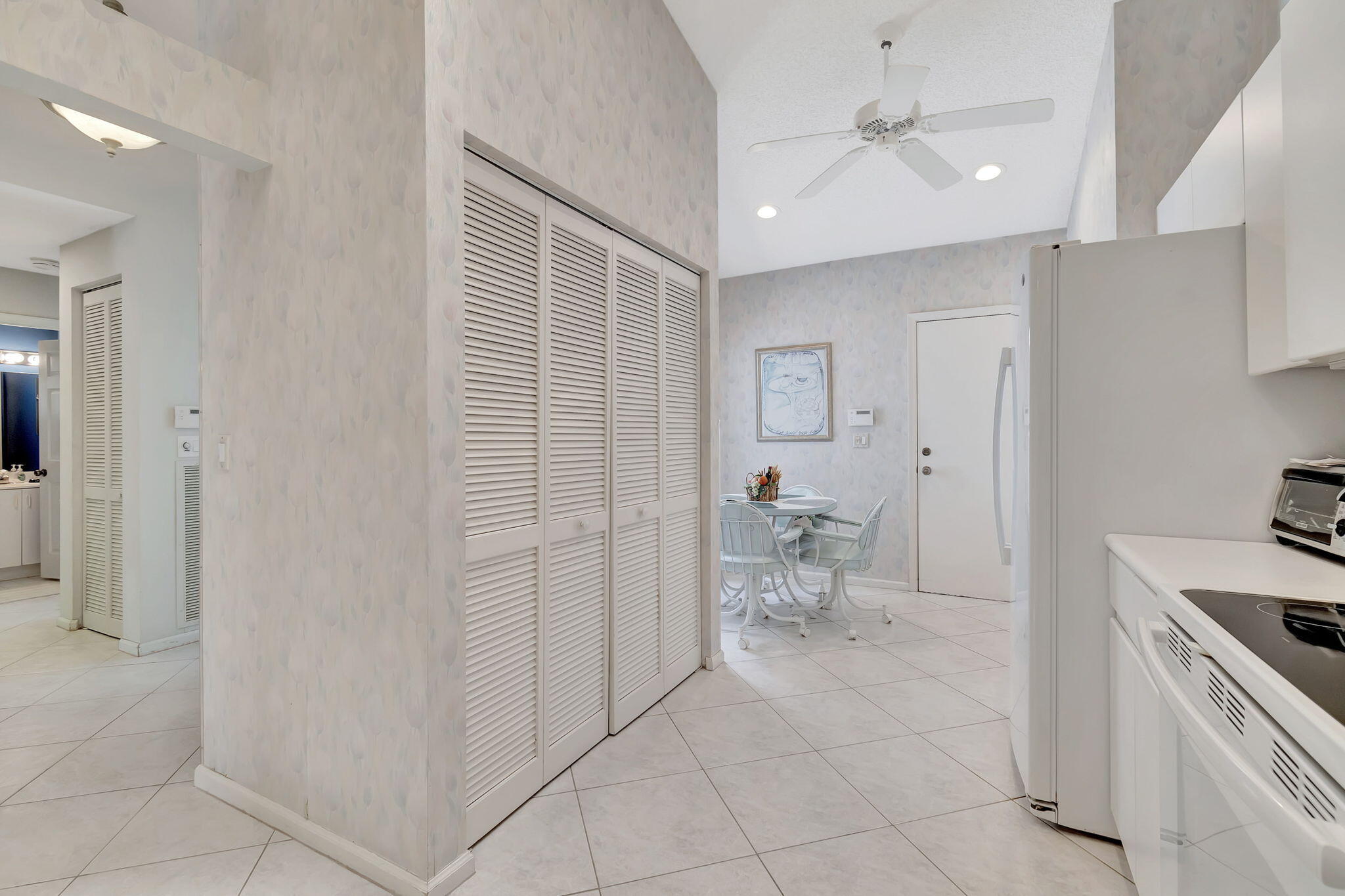 PALM ISLES - Residential