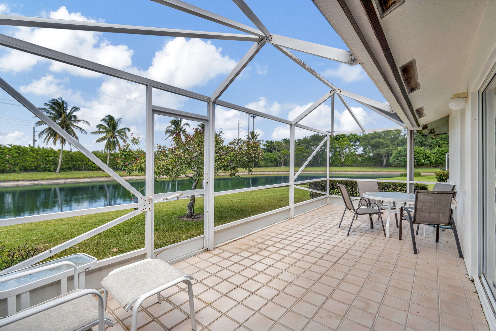 PALM ISLES - Residential