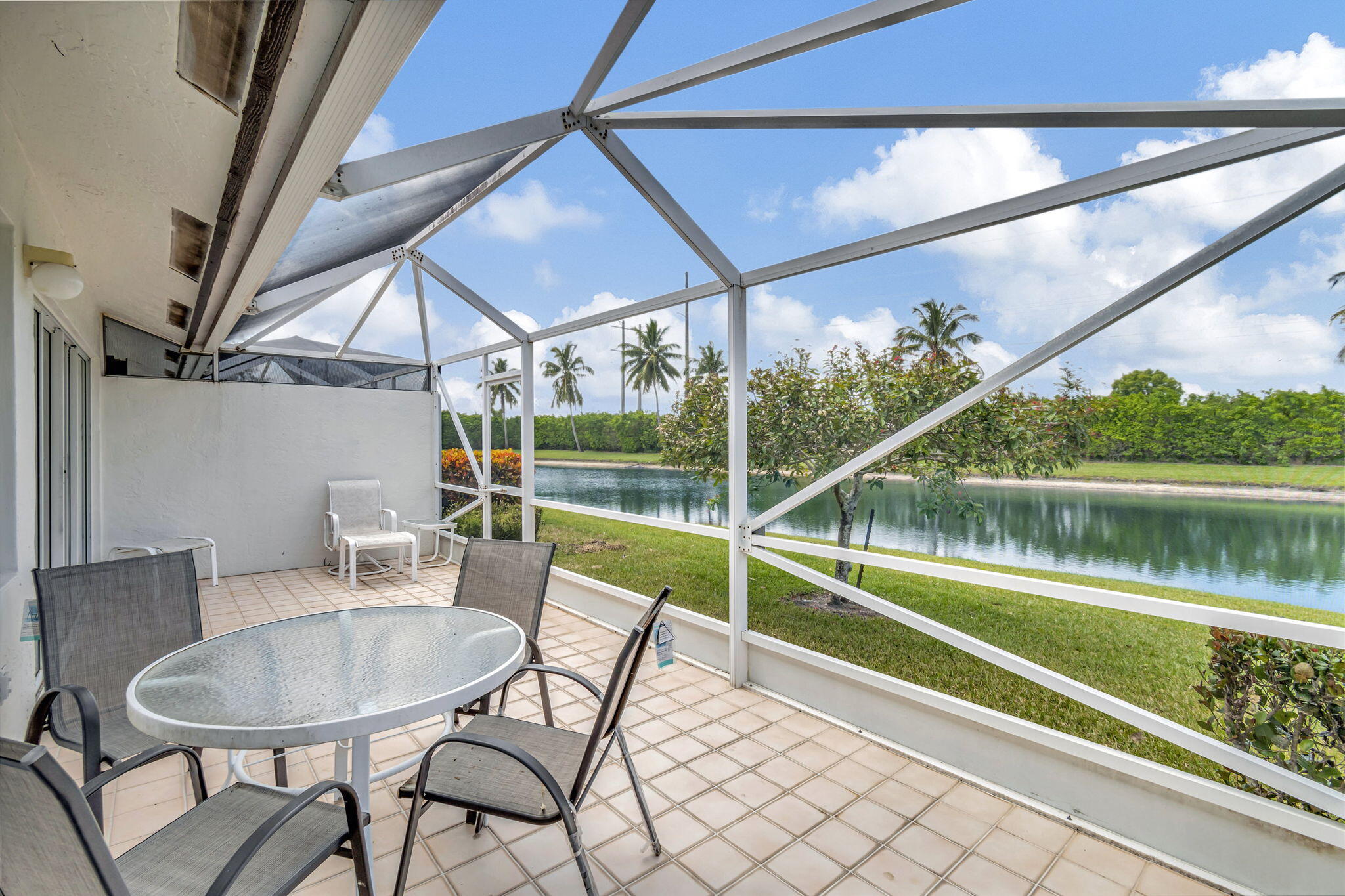PALM ISLES - Residential