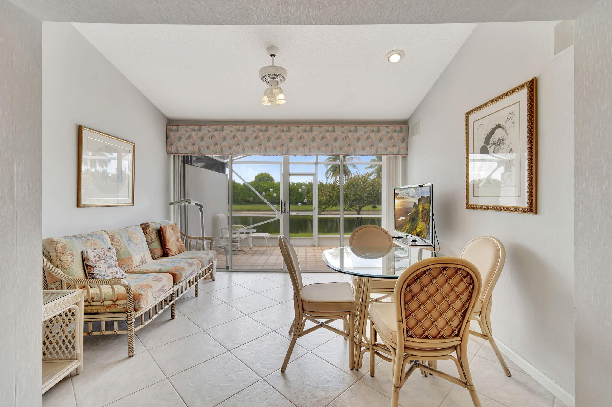 PALM ISLES - Residential