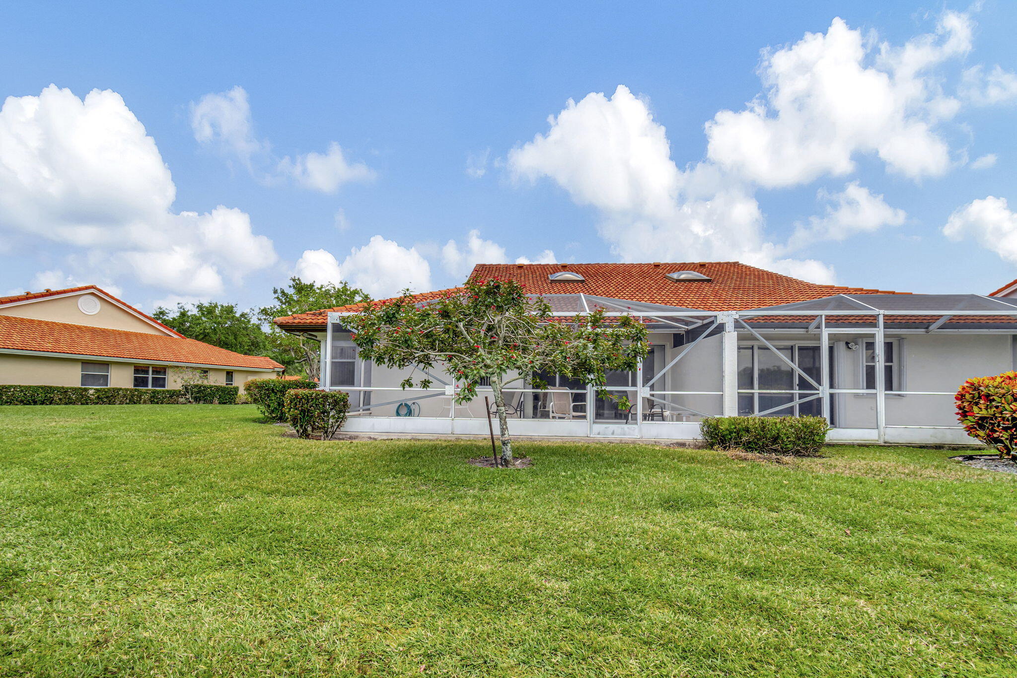 PALM ISLES - Residential