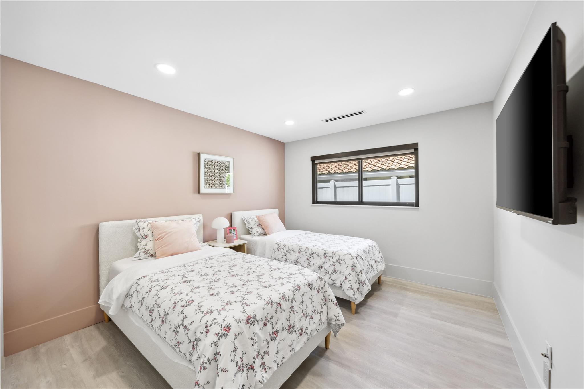 Coral Key Villas Sec 10 9 - Residential