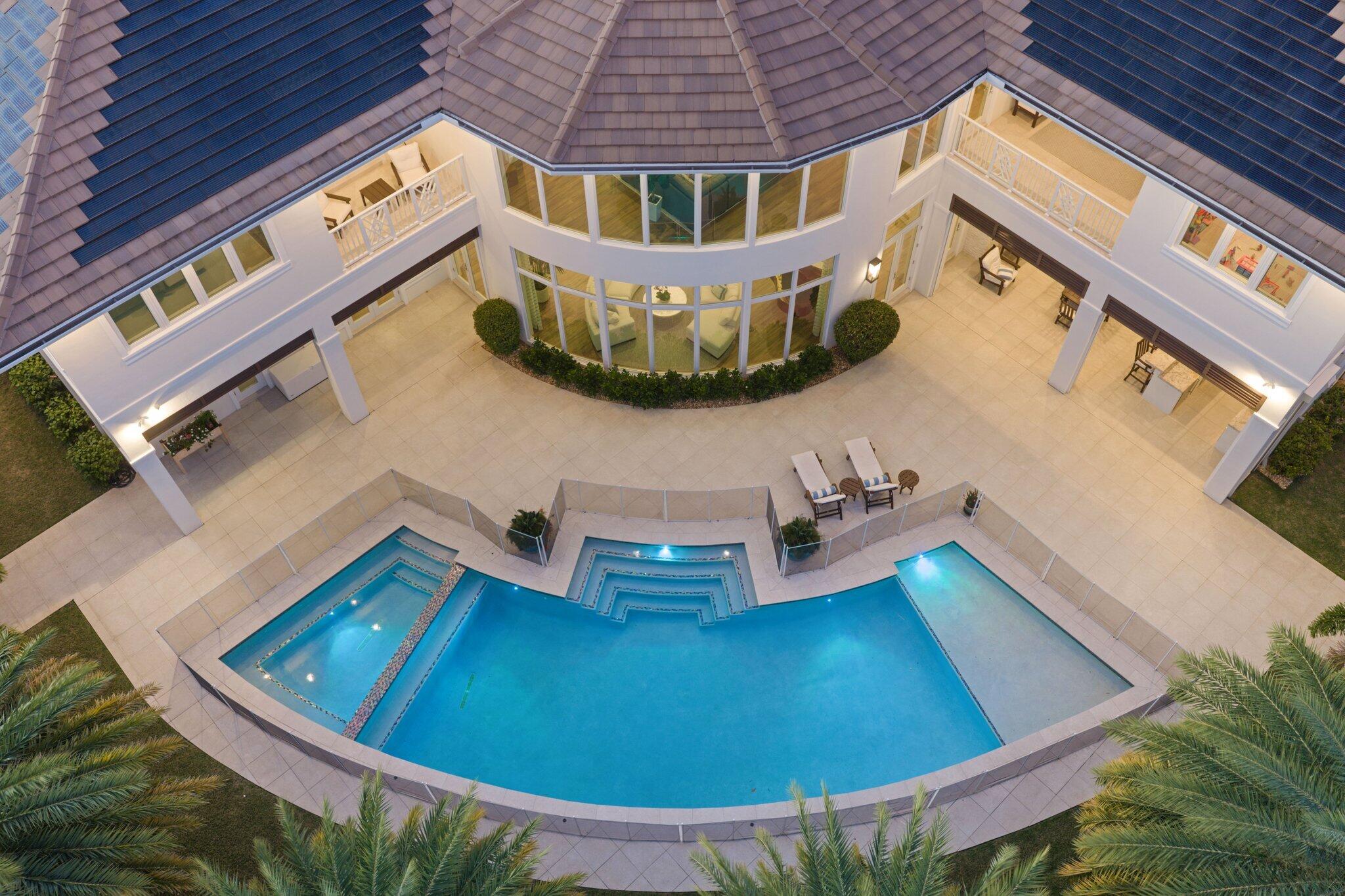 VENETIAN ISLES 1ST SEC - Residential