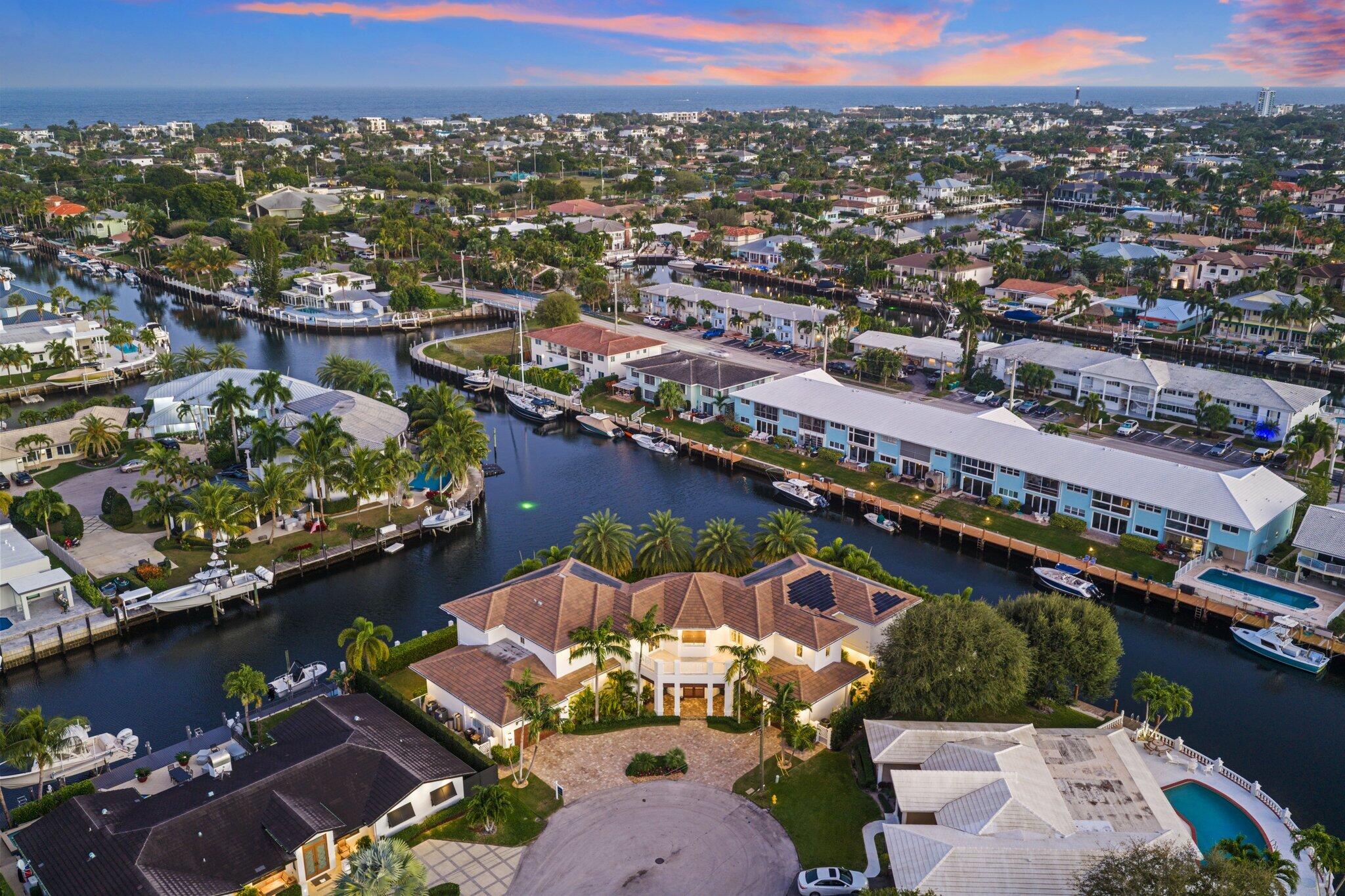 VENETIAN ISLES 1ST SEC - Residential