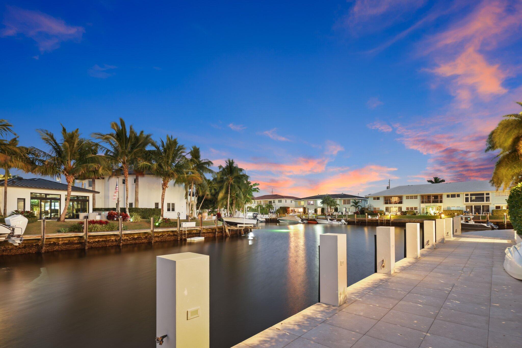 VENETIAN ISLES 1ST SEC - Residential