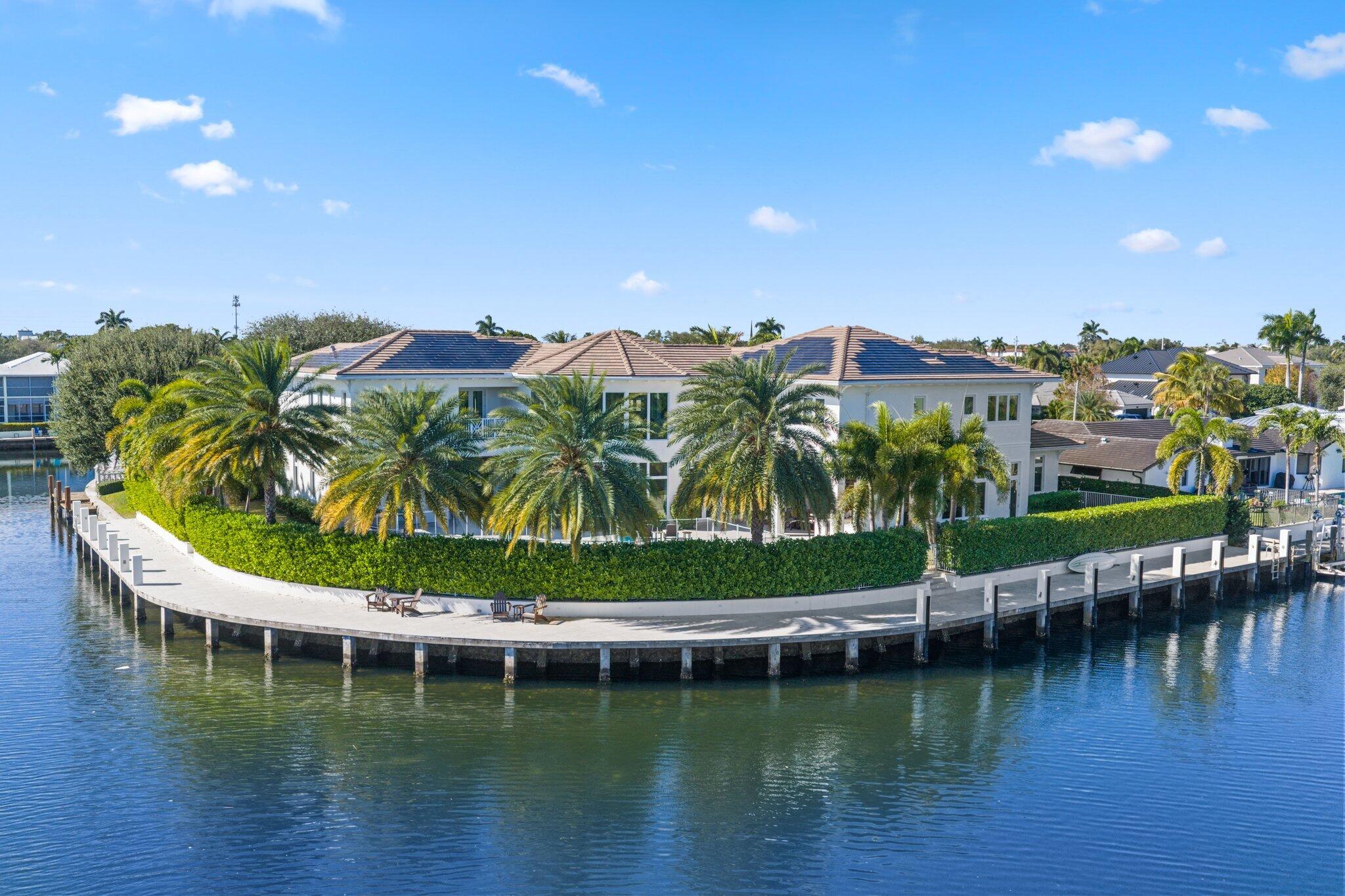 VENETIAN ISLES 1ST SEC - Residential