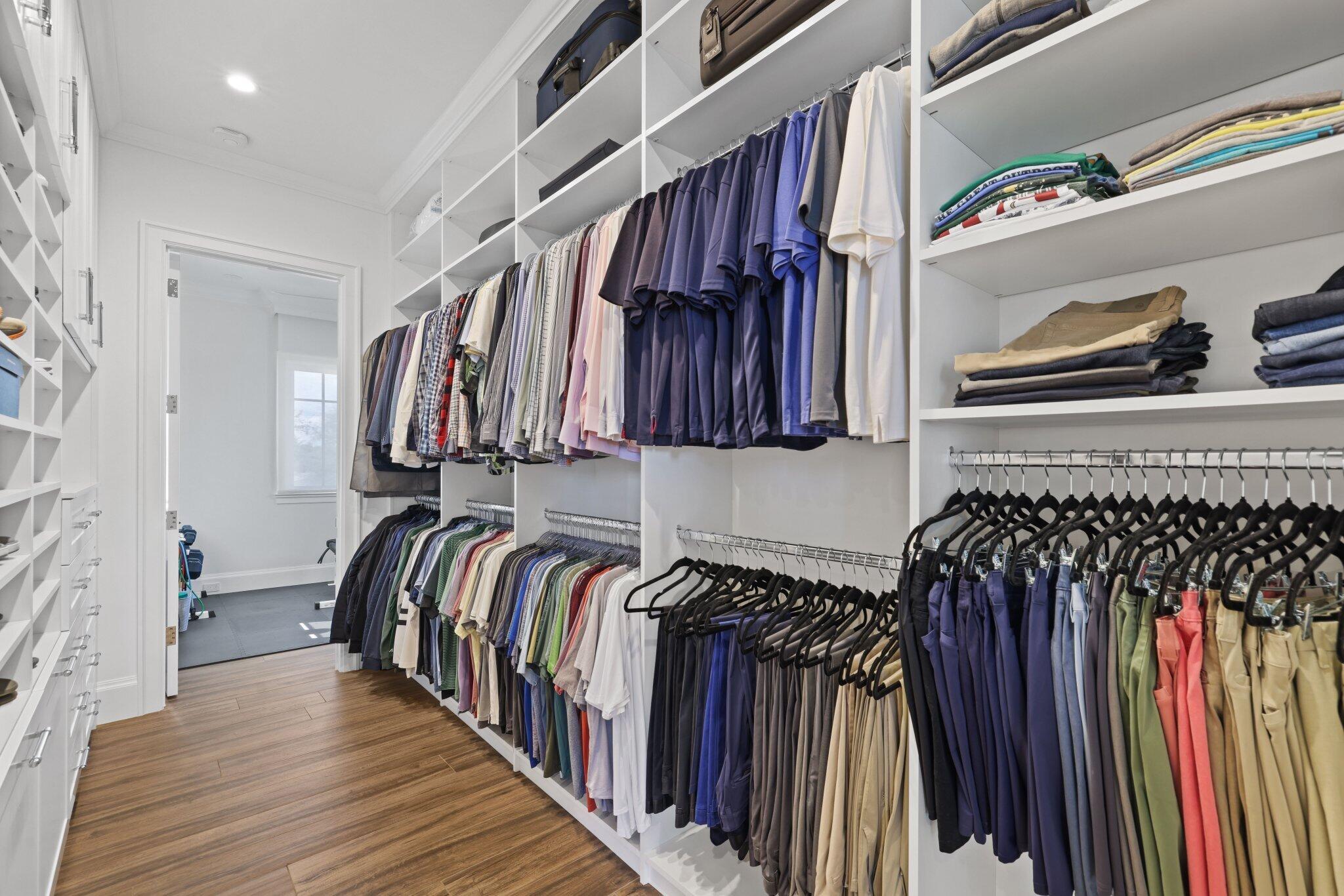 VENETIAN ISLES 1ST SEC - Residential